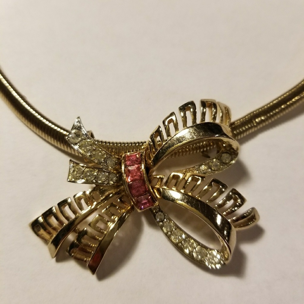 New W/Tags Vintage Coro Rhinestone Bowtie Necklace